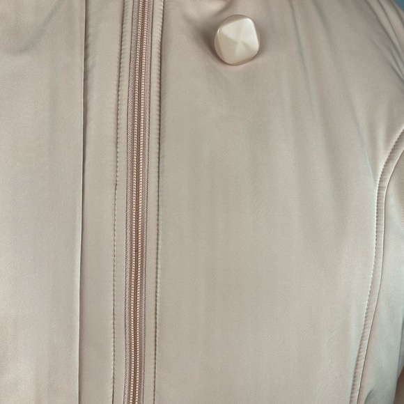 Light pink down jacket with hood by Mackintosh machine washable size Large - Picture 3 of 8